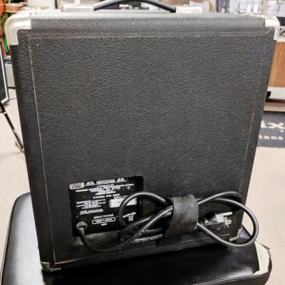 レア！Fender Frontman 15 B ベースアンプ Fender Frontman 15B Guitar Bass Combo Amp Amplifier