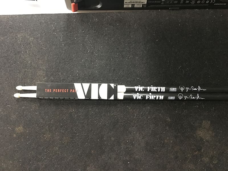 Vic Firth SAT Quset Love Stick Pair image 1