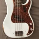 Fender Custom Shop '64 Precision Bass Relic (Free extra set of strings included)