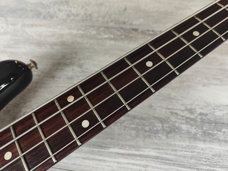 1990's Yamaha MB-III Motion B Short Scale Bass (Gloss Black) | Reverb