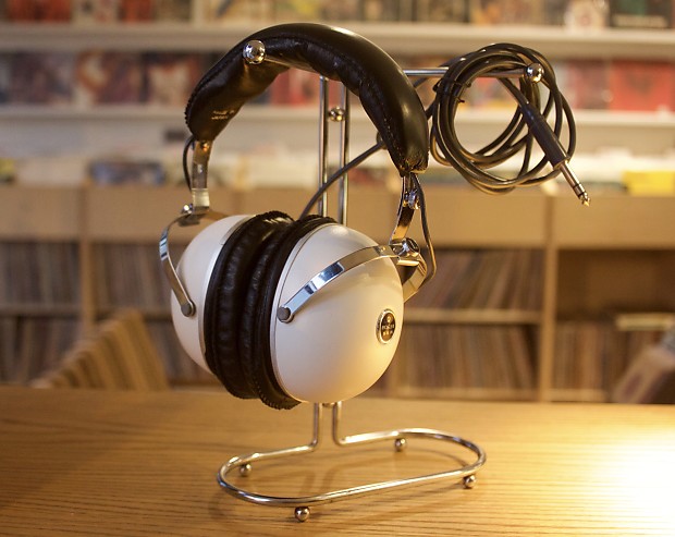 Vintage Pioneer SE 30 Headphones Reverb