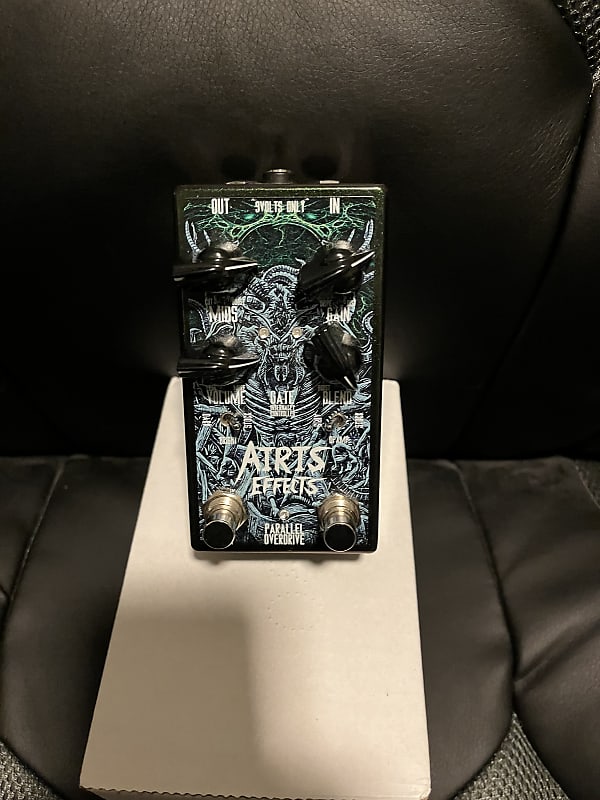 Airis Effects Parallel Overdrive Reverb