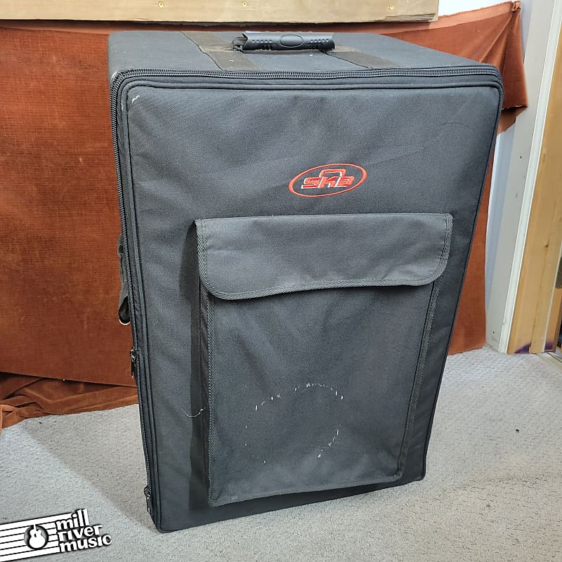 SKB Rolling Powered Speaker/Mixer/Cajon Gig Bag Used