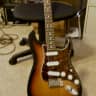Fender Stratocaster Rosewood Fingerboard 1998 Tri Color Sunburst