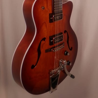 Godin 050970 5th Ave Uptown T-Armond Gloss Top  Havana Burst with Bigsby image 4