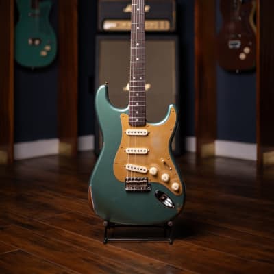 Fender Custom Shop Limited Edition Roasted "Big Head" Stratocaster - Faded Aged Sherwood Green Metallic image 2