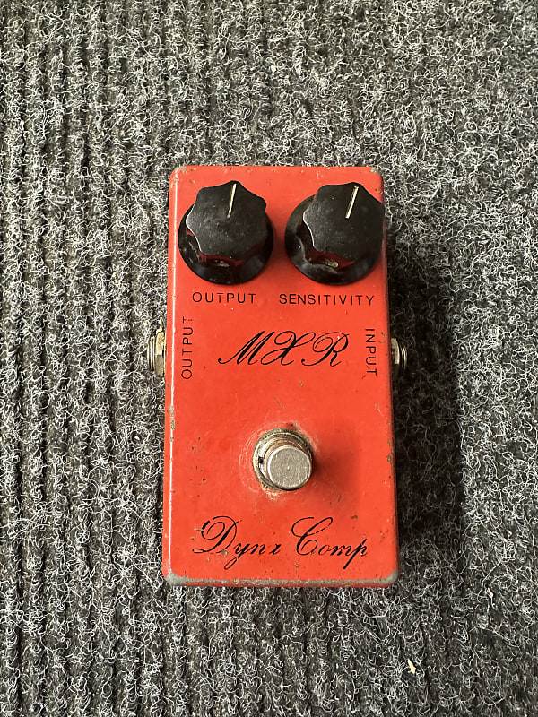 ギター MXR dyna comp script m102 MXR® SCRIPT DYNA COMP® COMPRESSOR - Dunlop