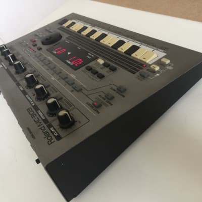 Roland MC-303 Groovebox 1990 - 1998 | Reverb UK