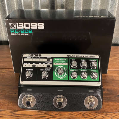 BOSS RE-202 SPACE ECHO – Tape Echo Delay Reverb Effects Pedal. Modern  Advanced Recreation of the Legendary Roland RE-201 Space Echo. For Guitar  and
