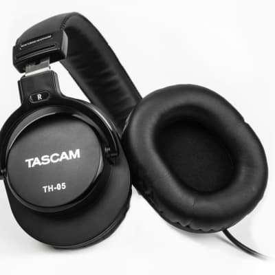 TASCAM TH-05, Monitoring Headphones, Black image 1