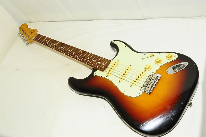 Fender Japan Stratocaster O Serial Electric Guitar Ref No.5032