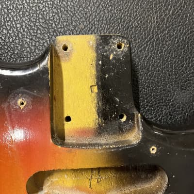 Fender Stratocaster 1965 - Three Tone Sunburst image 24