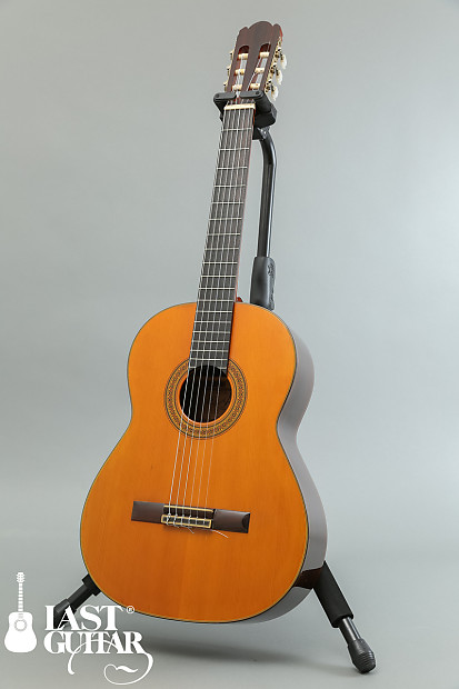 ZEN-ON Abe Gut Guitar 530