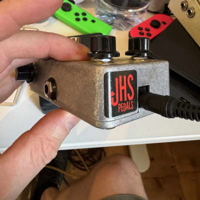 JHS pedals SOUL FOOD MEAT 3 MOD ケンタ JHS EHX Soul Food Meat & 3 Mod - YouTube