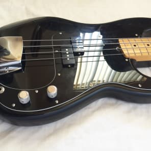 FENDER 50's Precision Bass - 2006. Black. Great Condition ! image 4