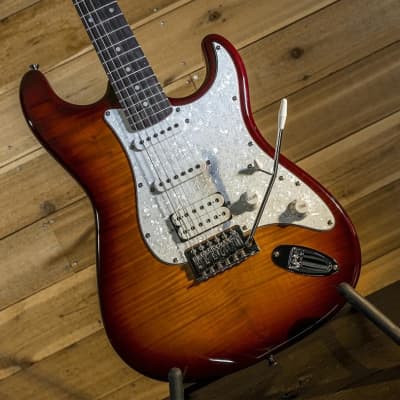 Washburn Sonamaster 6 String Solid-Body Electric Guitar, Right, Sunburst (SDFSB-U) image 7
