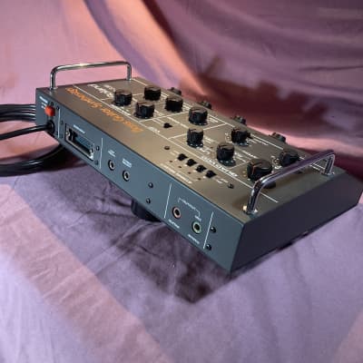MINT 1980s Roland GR-33B Analog Bass Synthesizer DEMO VIDEO! G-33 G-77 G-88 G33 G77 G88 Basses GR33B image 7