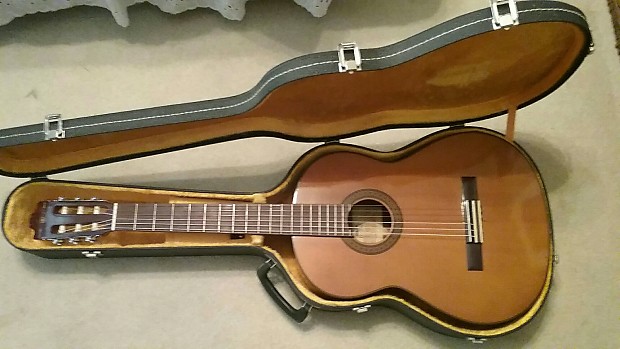 Yamaha G230 1979 Spruce Rosewood