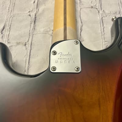 Fender American Professional II Stratocaster 3-Color Sunburst 2021 image 14