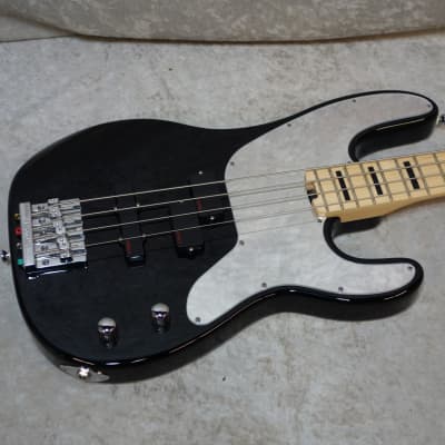 CHARVEL FRANK BELLO SIGNATURE SO-CAL BASS IV mint for sale