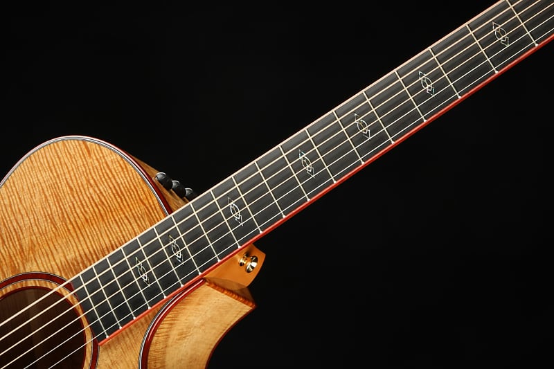 Taylor Custom GA - Master Hawaiian Koa - Eddie's Guitars