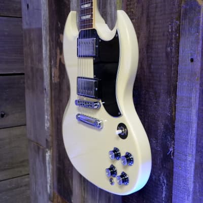 Gibson SG Standard 2013 - Classic White with Hard Case image 4
