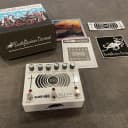EarthQuaker Devices Sunn O))) Life Pedal Octave Distortion + Booster V3 2022 - White