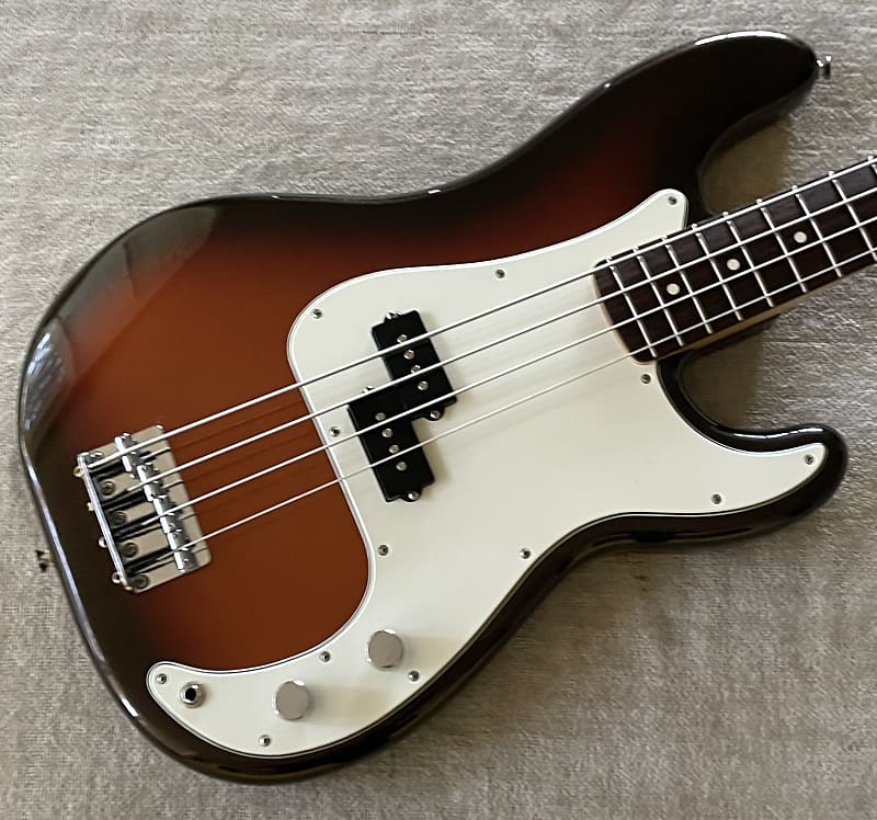 ベース Fender Mexico Precision Bass spuire ベース Fender Mexico Precision Bass spuire Fender Mexico
