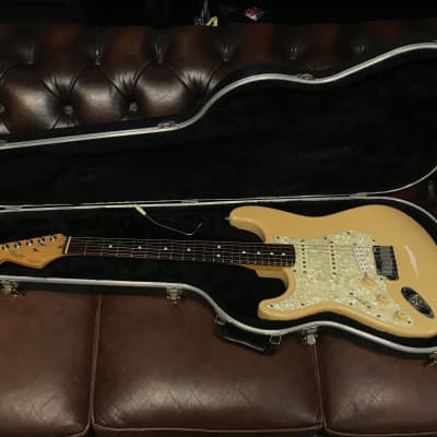 Fender American Standard Stratocaster Left-Handed RW Olympic White 1989 image 19
