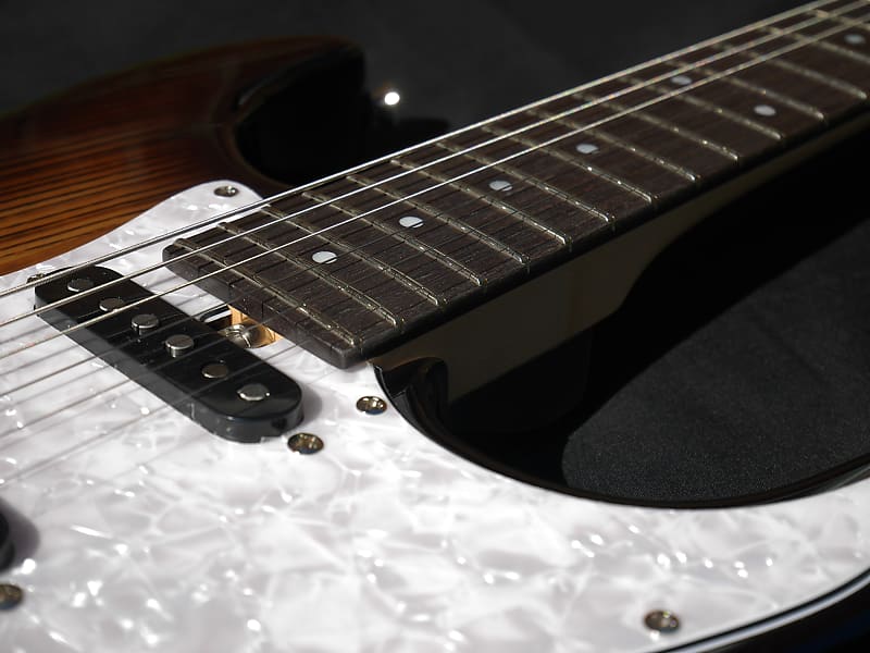 Bacchus MIJ G-Studio Ash SSH Satin Black Modern Strat-style
