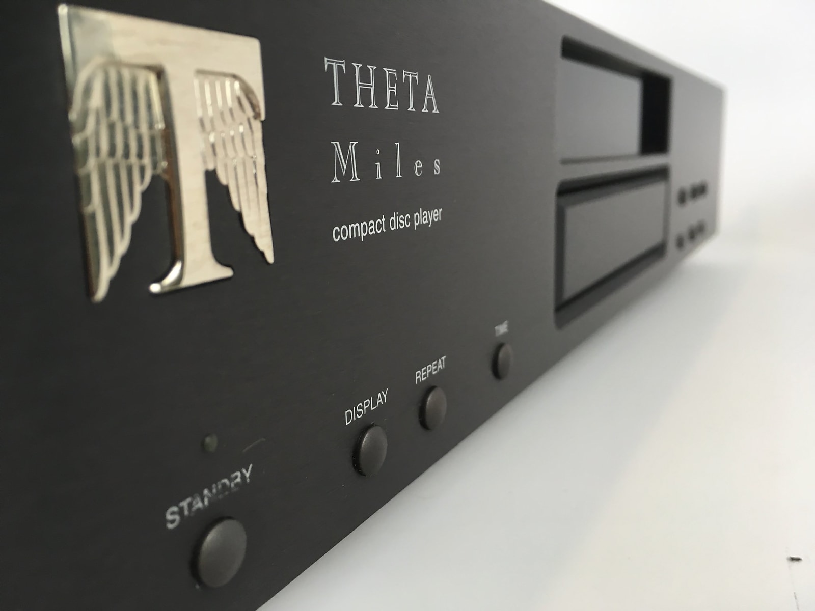 Theta Miles CD Player with Inverted Platter System image 8