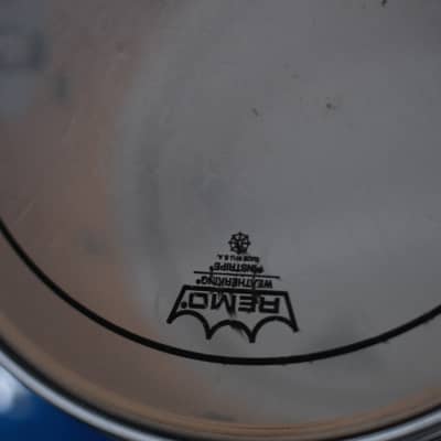 Ludwig 5-Piece Blue Drum Kit image 4