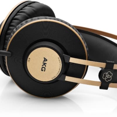 AKG K92 Studio/Production.Podcast Monitor Headphones+Rechargeable Headphone  Amp 