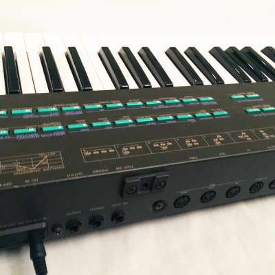 YAMAHA DX-27 Vintage FM Synthesizer Made in JAPAN - 1985. Great Condition ! image 16