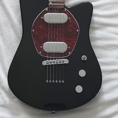 Versoul Raya 2000s - Rolling Stones Love this Guitar - Rare, Excellent condition-Black with Case image 7