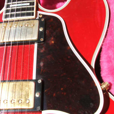 Gibson BB King Lucille 1993 
Cherry image 6