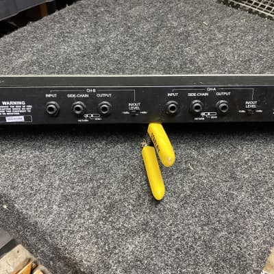 Phonic PCL 3200 Dual Channel Compressor Limiter with Gate image 2
