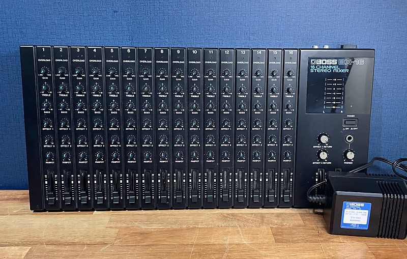 Boss BX-16 16-Channel Stereo Mixer | Reverb