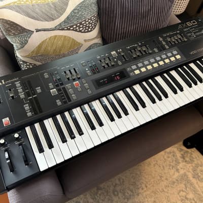 Akai AX60 61-Key Synthesizer 1980s