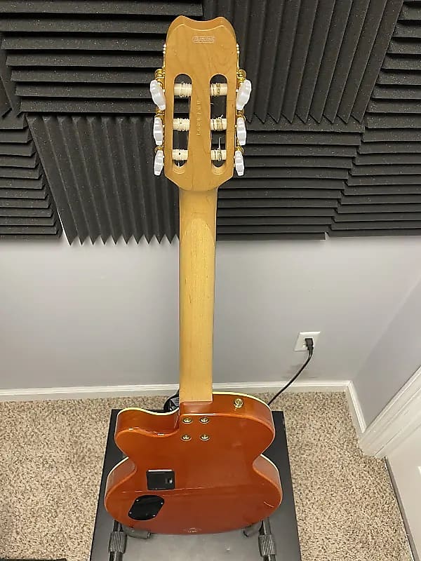 YAMAHA　AEX500N Yamaha AEX 500N Nylon String Electric Guitar | Reverb Canada