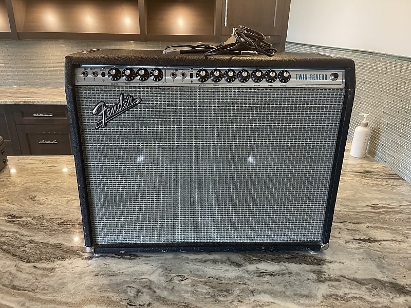 Fender Twin Reverb 2-Channel 100-Watt 2x12 Guitar Combo 1970 - 1971