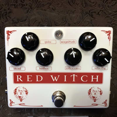 Red Witch Medusa Chorus Tremolo Pedal image 1