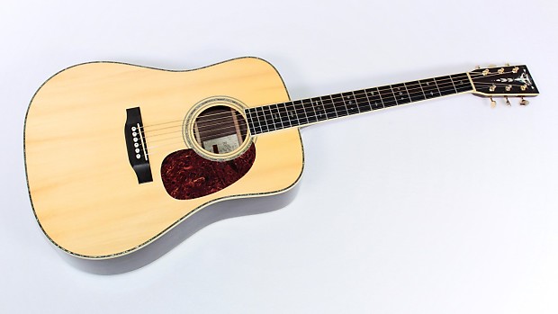 今話題のアイテムを Recording King Case w/ Guitar Acoustic Dreadnought RD-327 弦楽器、ギター
