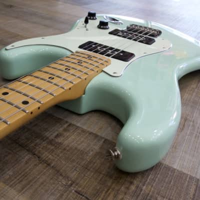 Fender Noventa Stratocaster 75th Anniversary 2021 - Surf Green image 8