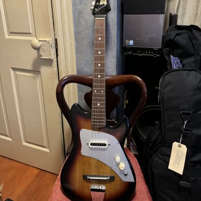Founder Electric Custom Stratocaster 70's Sunburst | Reverb