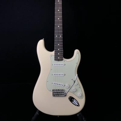 Fender Vintera II 60's Stratocaster Olympic White image 2