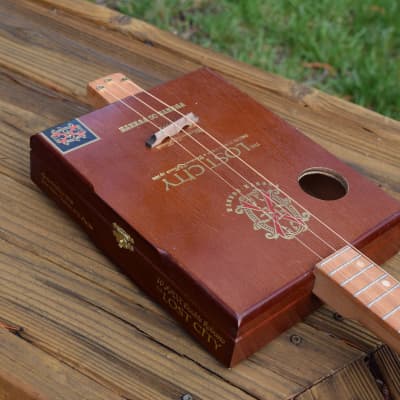 Cigar box guitar, 3-string guitar, cbg image 4