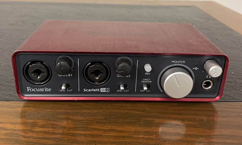 Focusrite Scarlett 2i2 1st Gen | Reverb