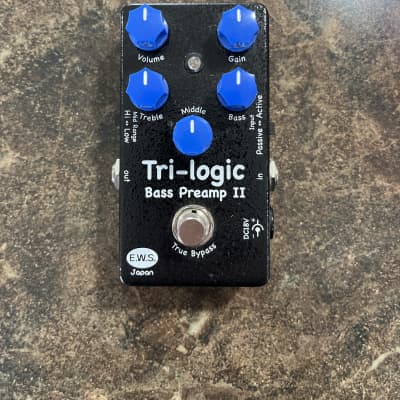 E.W.S. Tri-Logic Bass Preamp 3