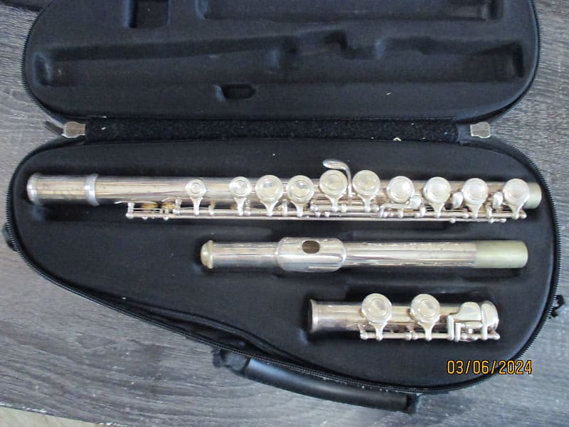 Selmer Aristocrat Model Closed-Hole Flute with C Foot, Offset G 2010s - Silver-Plated image 1